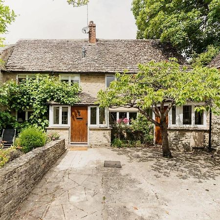 Architect Designed Cosy Cotswold Stone Cottage Quenington Exteriér fotografie