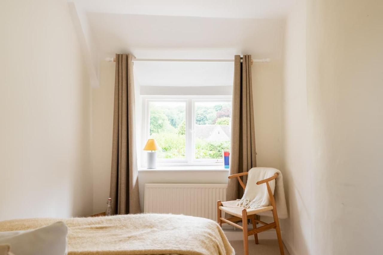 Architect Designed Cosy Cotswold Stone Cottage Quenington Exteriér fotografie